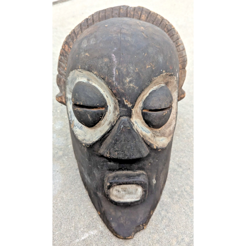 African Tribal Helmet Mask Makonde ? Carved Lightweight Wood As Is - Picture 3 of 16